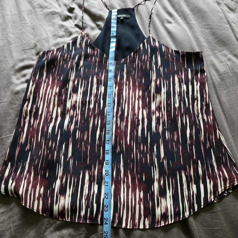 RW&CO. Patterned Racer Back Tank Size L - Like New! - Picture 6 of 11